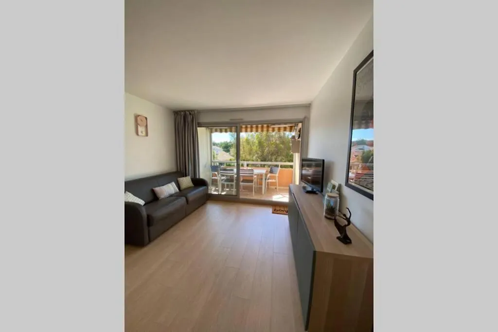 Apartamento St-Raphael - Joli T1 Au Port De Santa-Lucia Saint-Raphaël