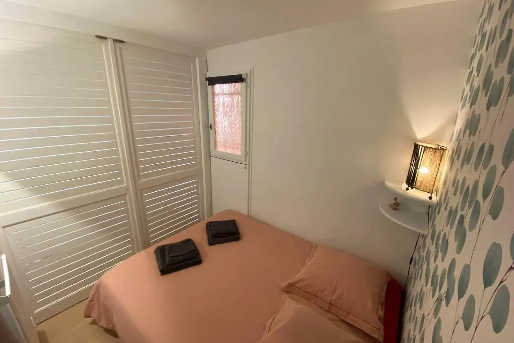 Appartement St-Raphaël - joli T1 au port de Santa-Lucia à Saint-Raphaël